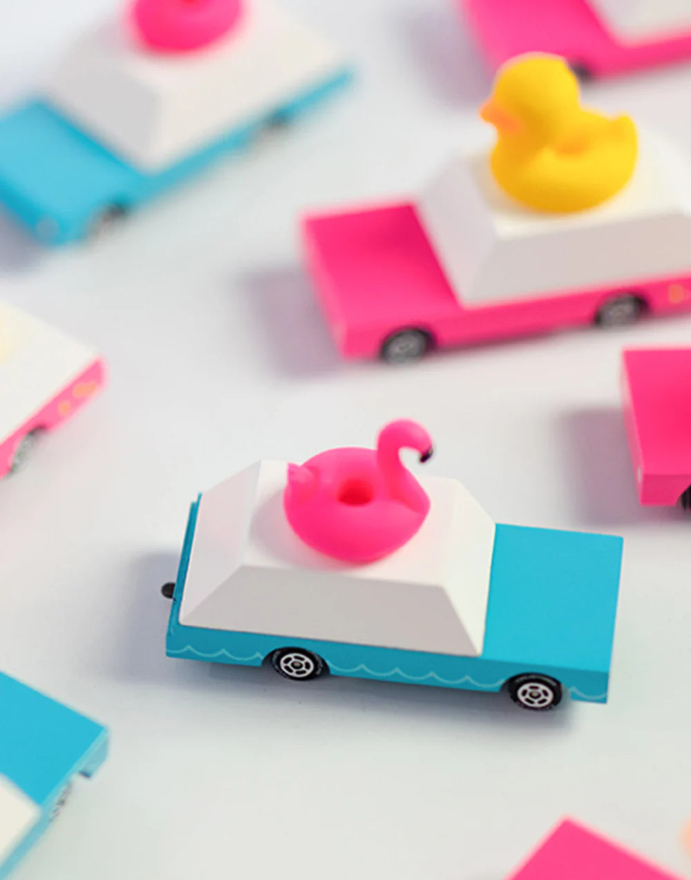 CANDYLAB Flamingo Wagon