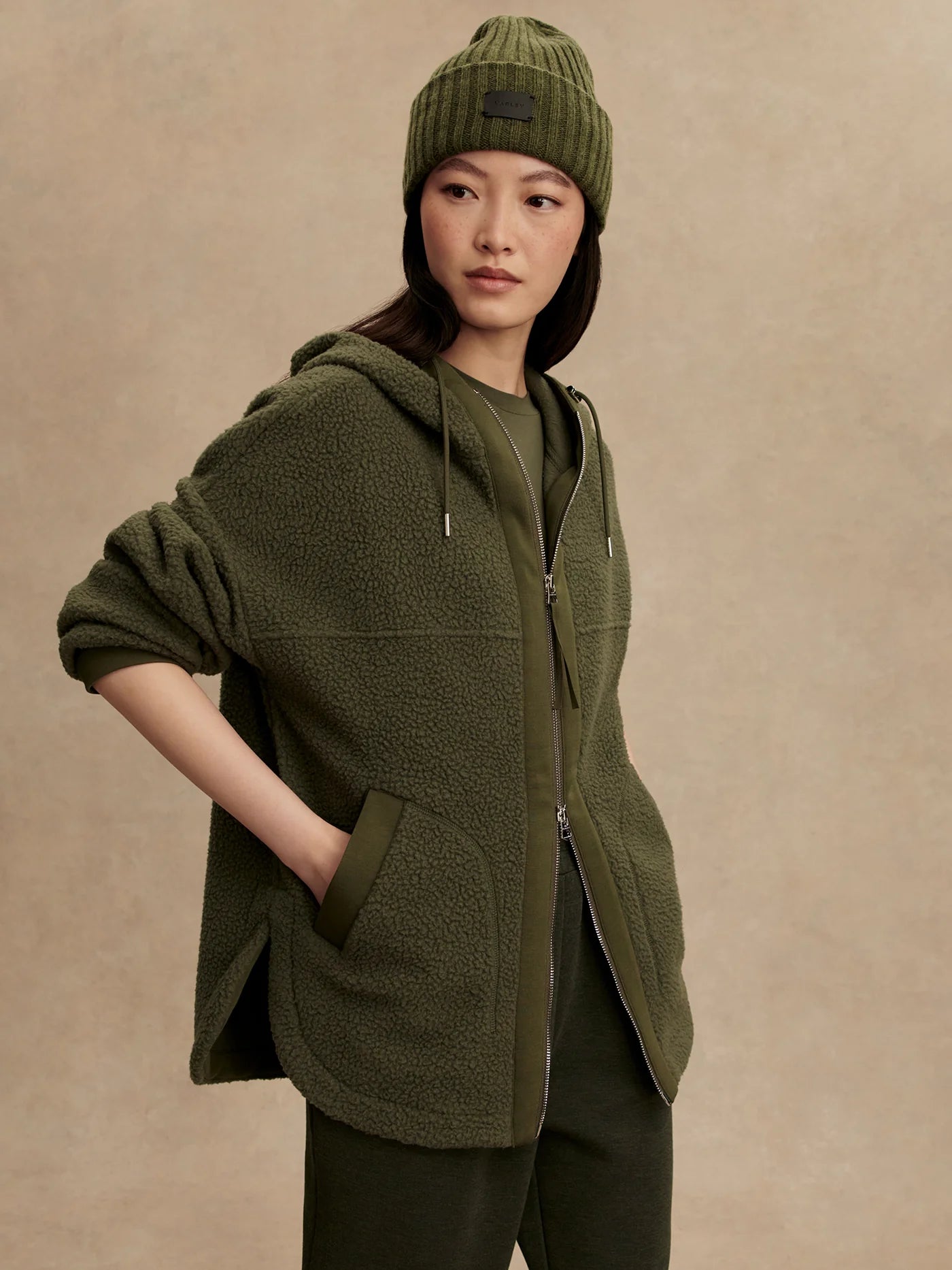 Varley Fey Relaxed Fleece, Racing Olive