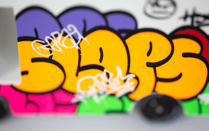 CANDYLAB Graffiti Black Van