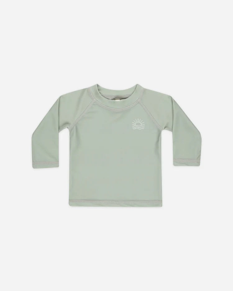 Quincy Mae Rashguard, Sage