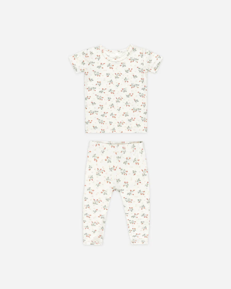 Quincy Mae Bamboo Short Sleeve Pajama Set, Strawberries