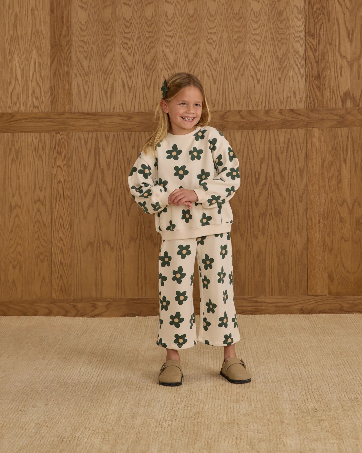 Rylee + Cru Oversized Sweatshirt + Wide Leg Sweatpant, Daisy