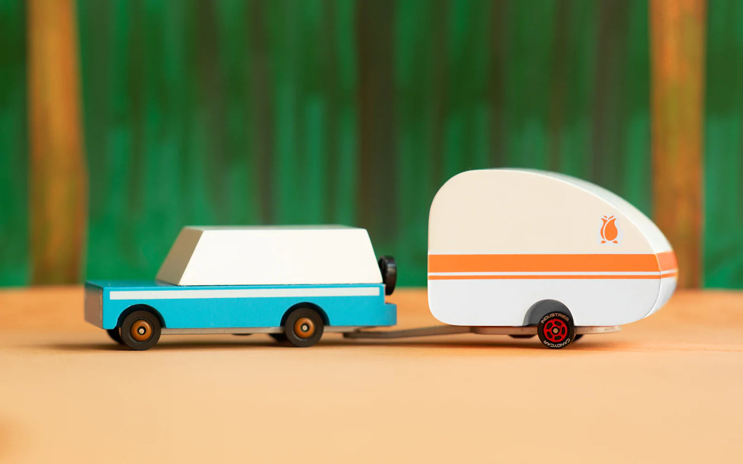 CANDYLAB Rosebud Camper