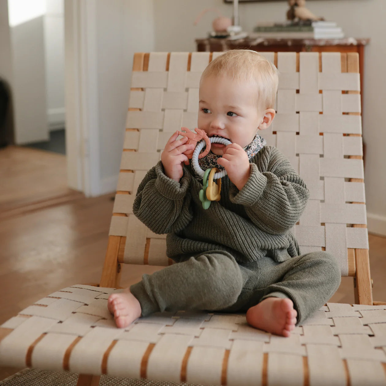 Mushie Western Teething Ring