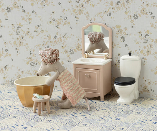 Maileg Wellness Mouse, Big Sister - Multiple Options