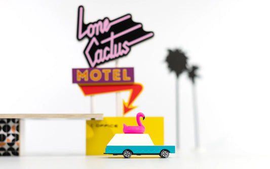 CANDYLAB Flamingo Wagon