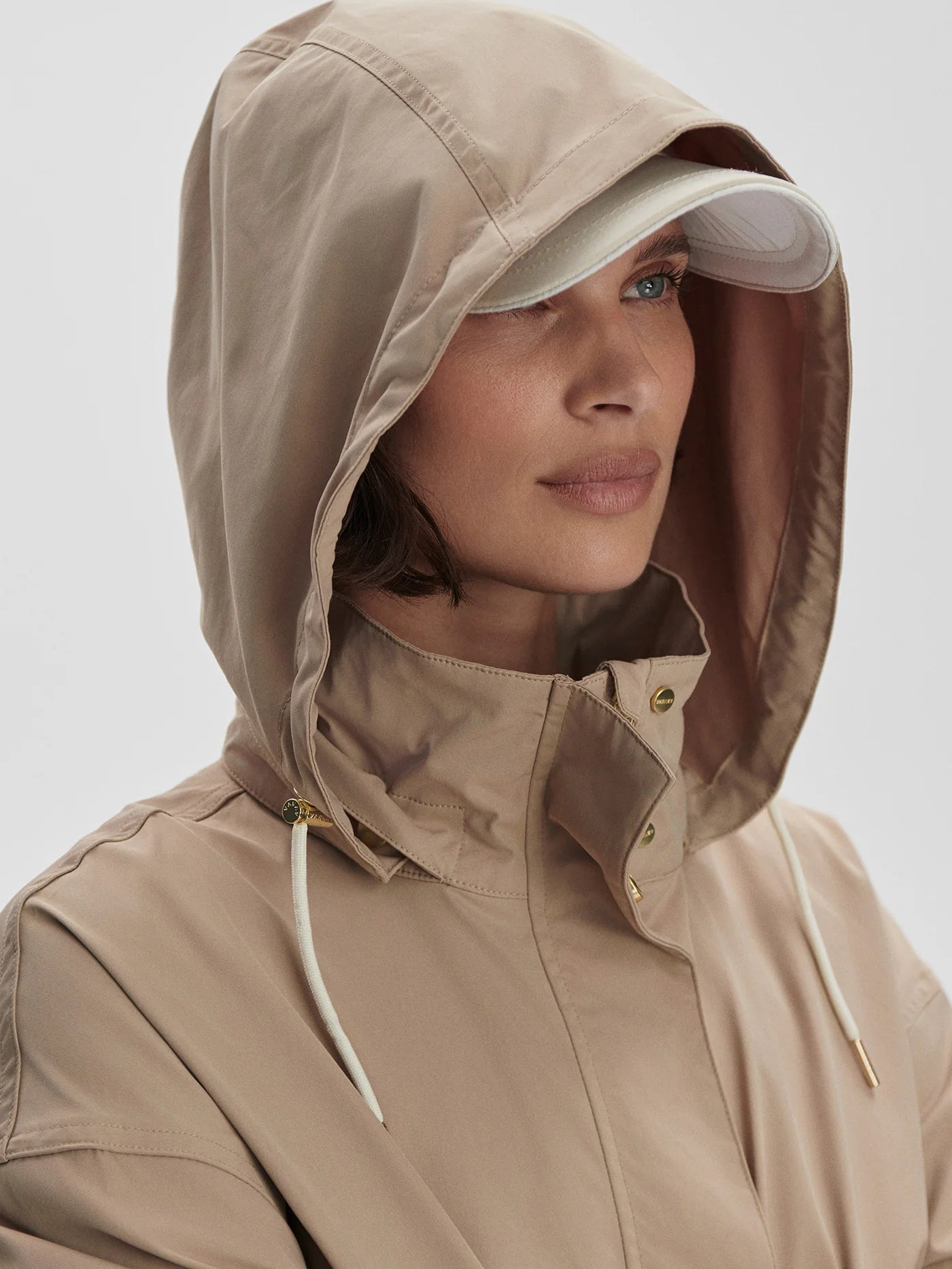 Varley Rema Short Rain Jacket, Light Taupe