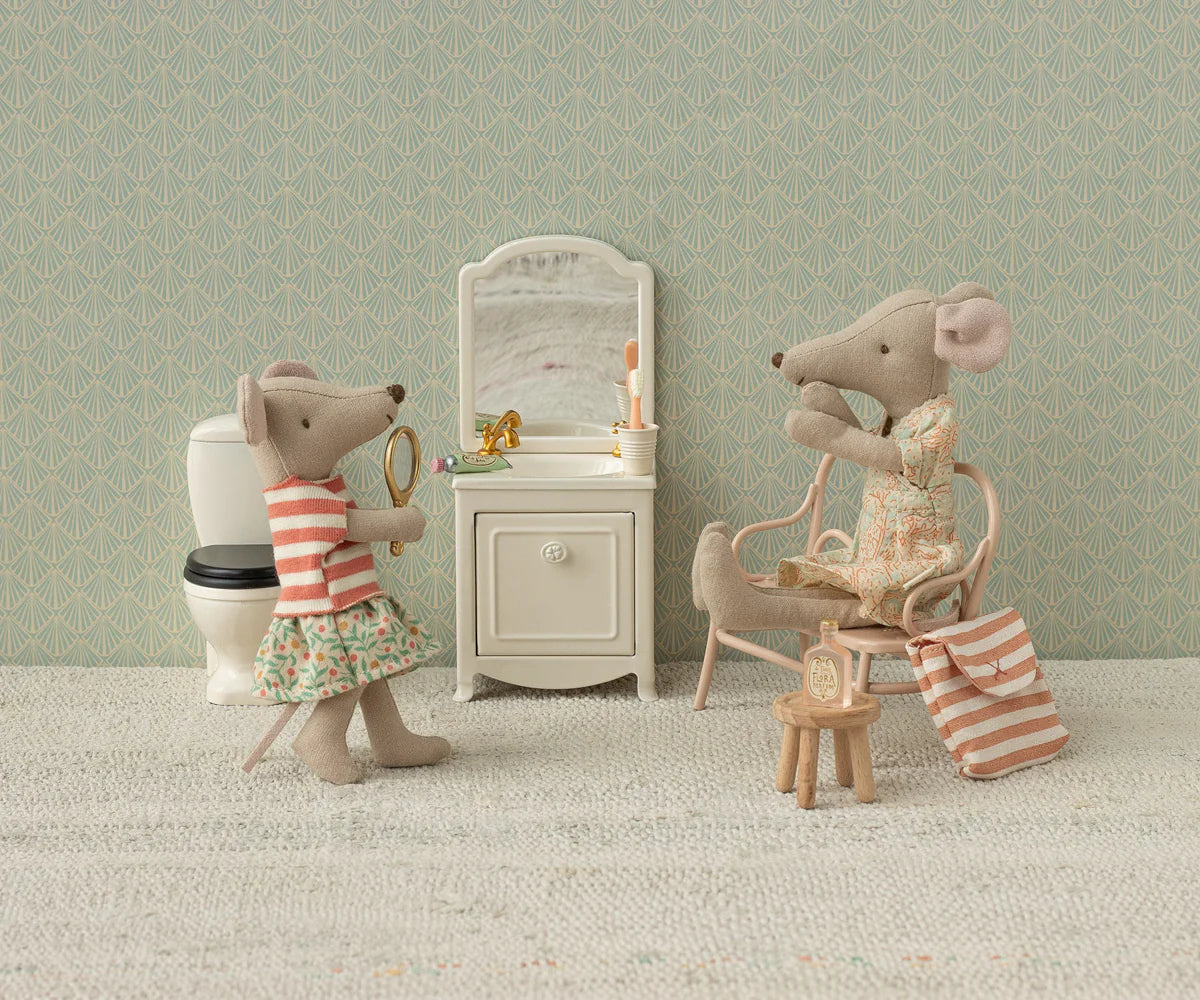Maileg Tricycle Mouse, Big Sister, Green
