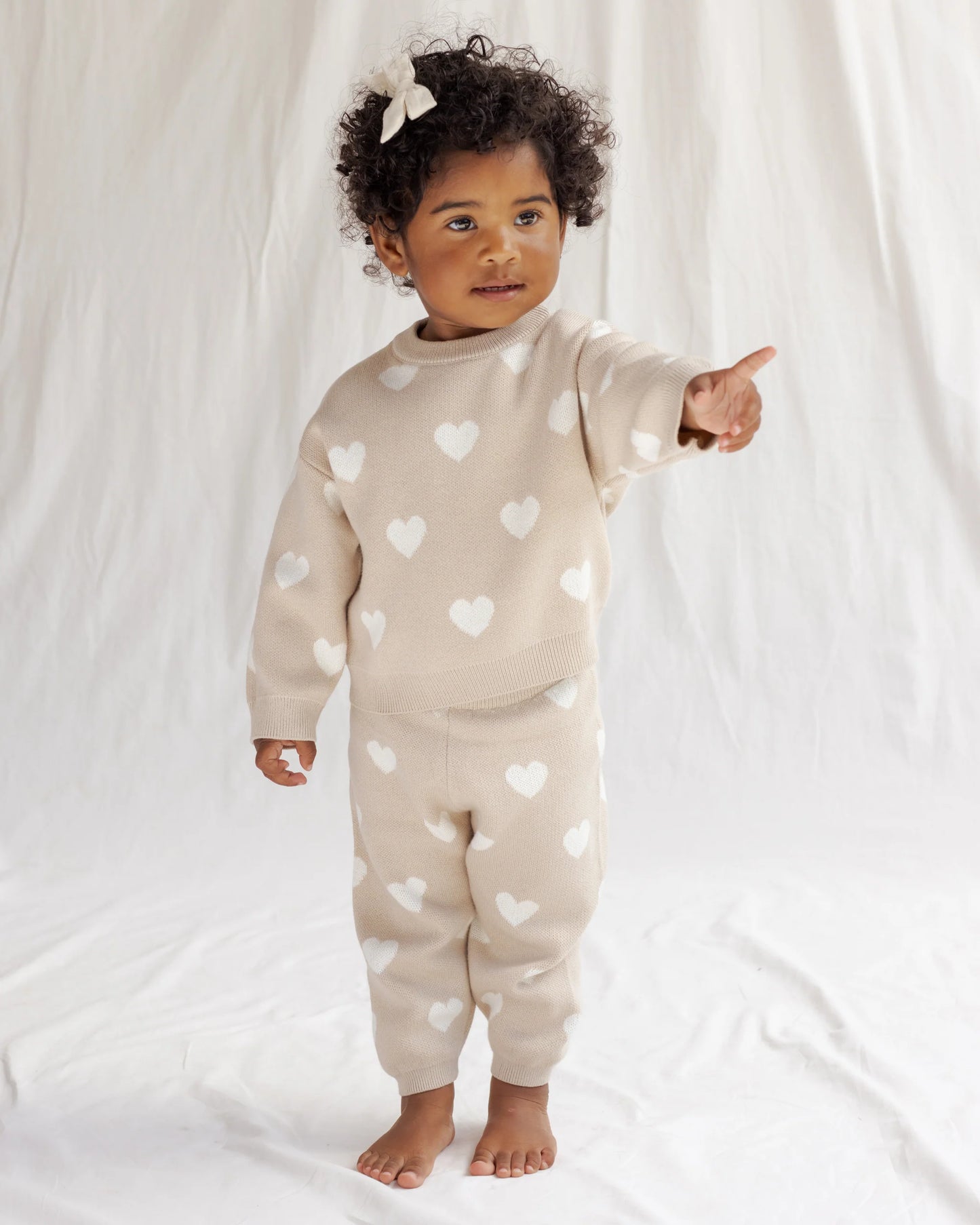 Quincy Mae Heart Knit Sweater, Oat