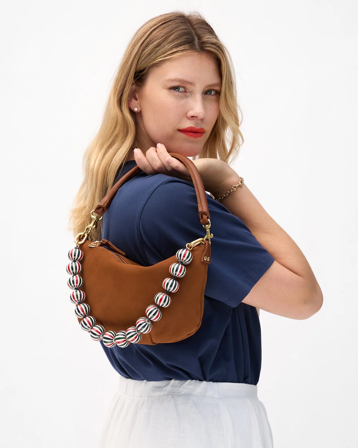 Clare V Petit Moyen, Hazelnut