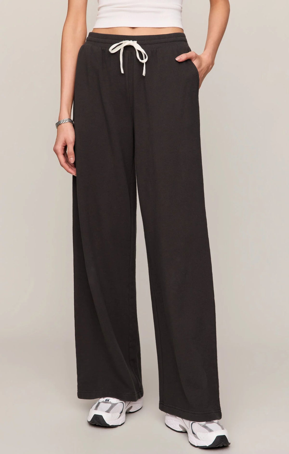 Z Supply Clubhouse Pant, Ash Black